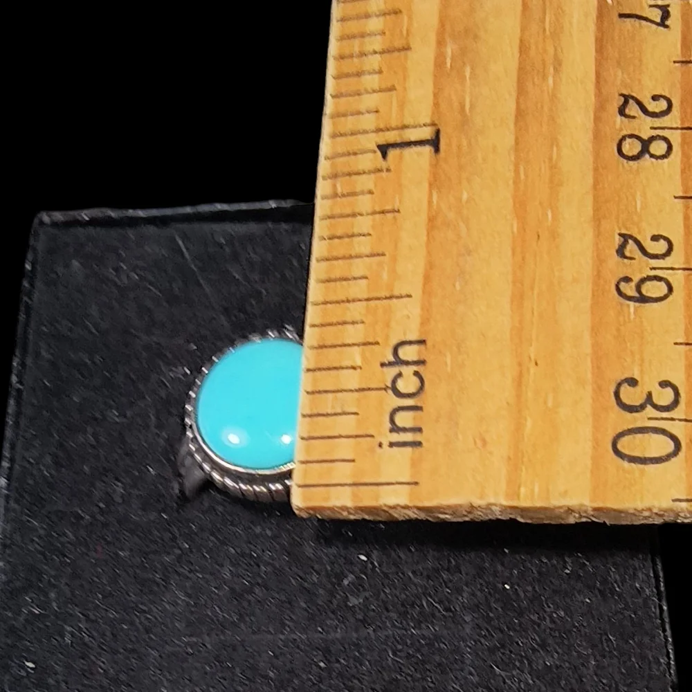 Carolyn Pollack Vintage Turquoise And Sterling Silver Southwest Design Ring